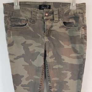 Seven7 camo jeans